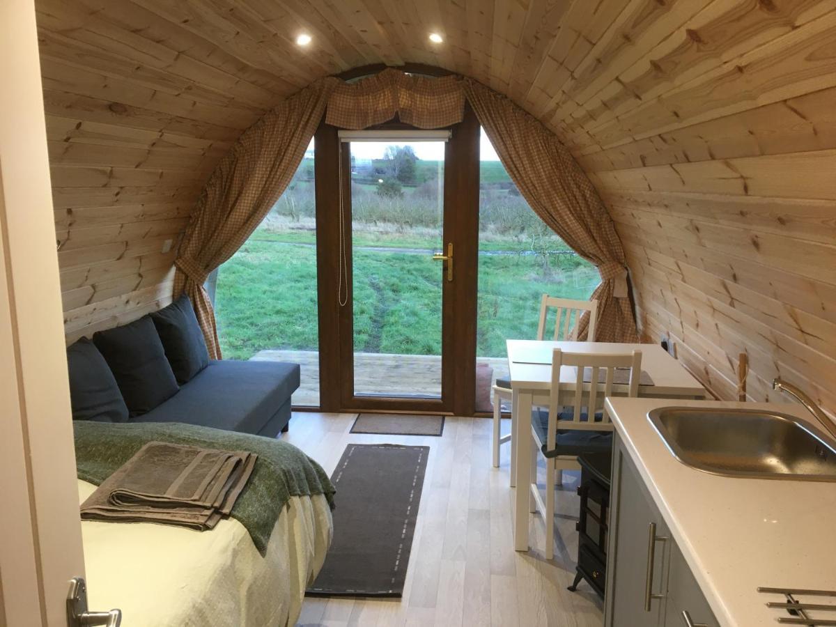 Отель Orchard Luxe Glamping Pod Данганнон Экстерьер фото